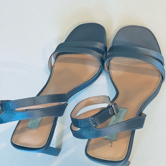 Betsey Johnson yasmi satin sandal dress shoes for women - Picture 8 of 11